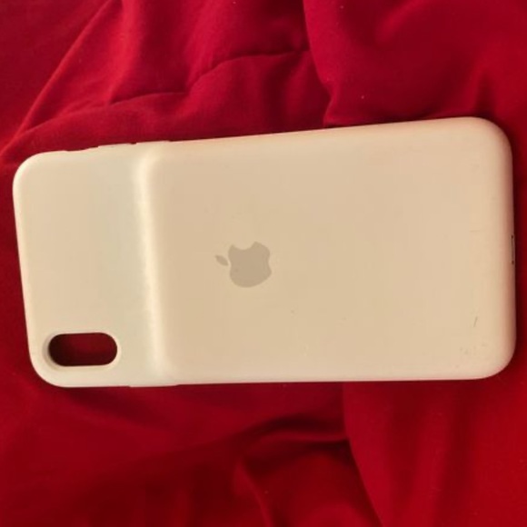 Original iPhone XS Max charging case.